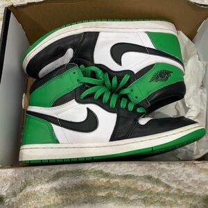 Jordan Men's Black, White, and Green Athletic Shoes